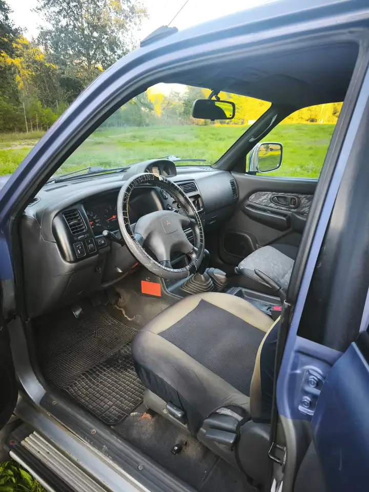 Mitsubishi L200 double cab 2.5 tdi GLS 4wd, foto 11
