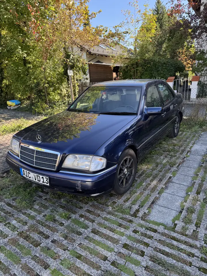 Mercedes-Benz C 180 Elegance, foto 1