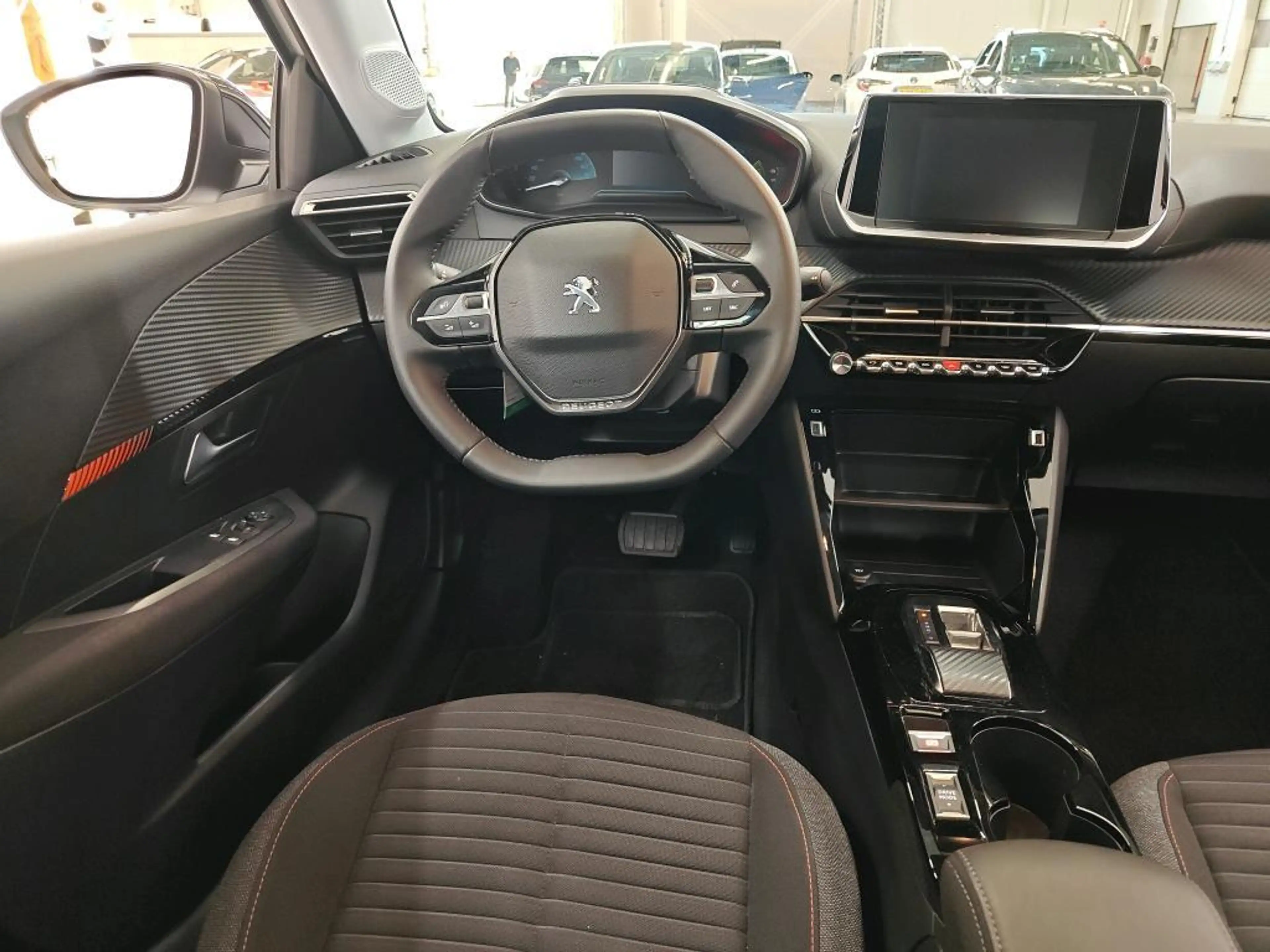 Peugeot e-208 EV ACTIVE 50kWh (100% SOH) I AUTOMAAT I CLIMATE CO — photo 4