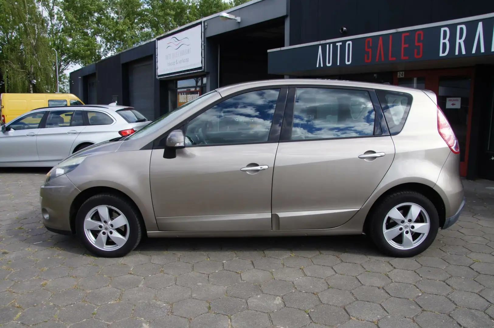 Renault Scenic 1.6 Dynamique Beige - 2