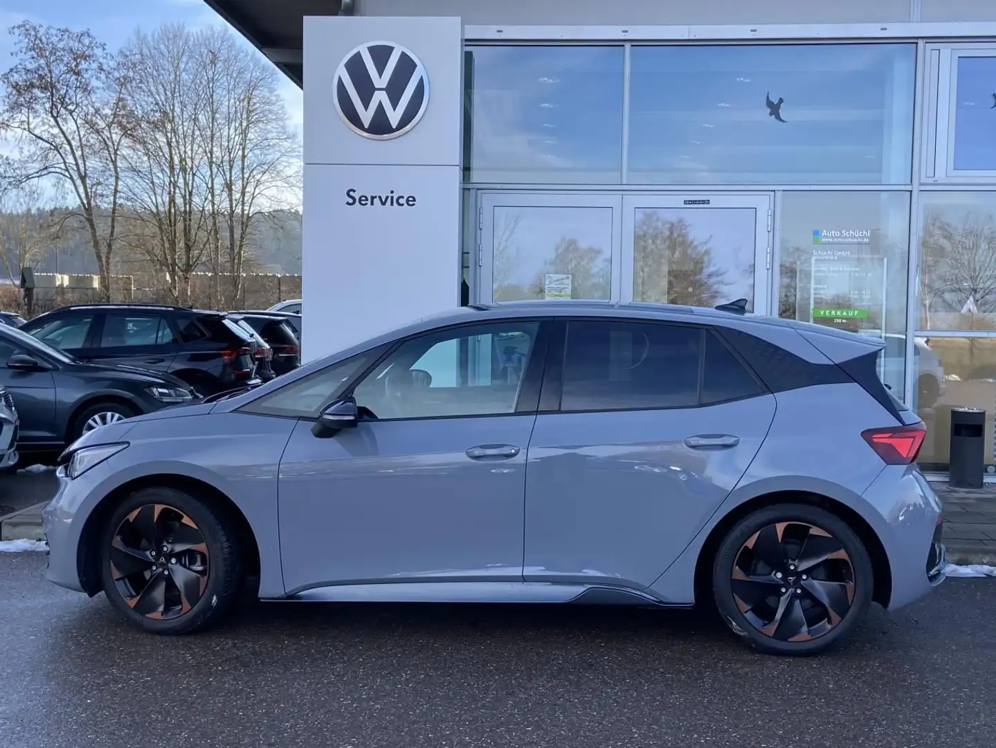 CUPRA Born WÄRMEPUMPE+PANORAMA+AUGMENTED+SCHALE+BEATS Grau - 2
