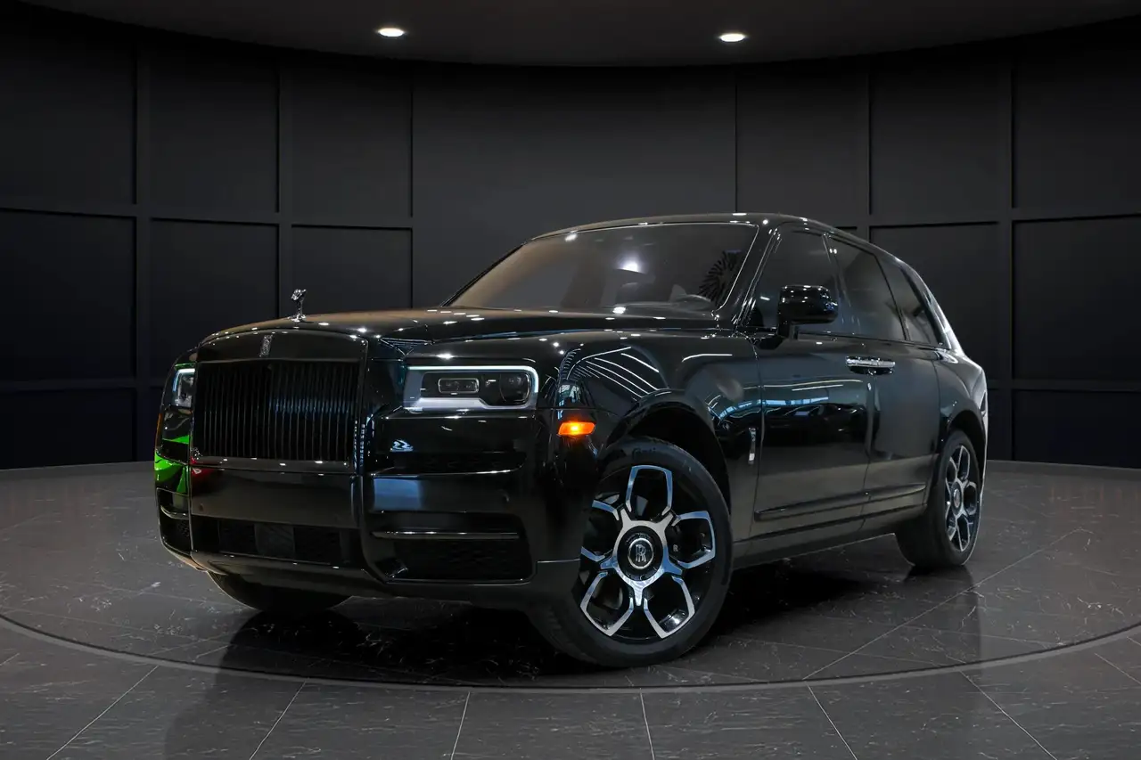Rolls-Royce Cullinan снимка Rolls-Royce Cullinan