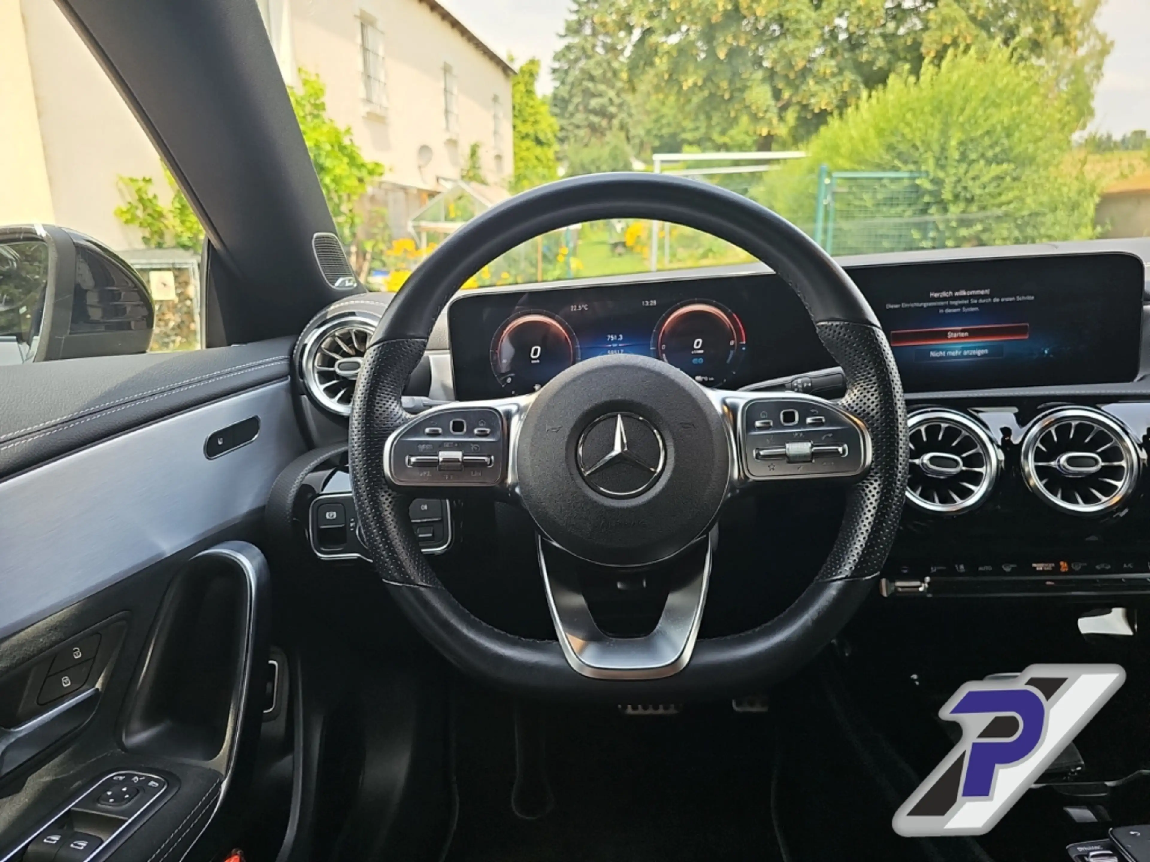 Mercedes-Benz CL Shooting Brake C-Klasse e Edition 2020 BURMESTER+T — photo 15
