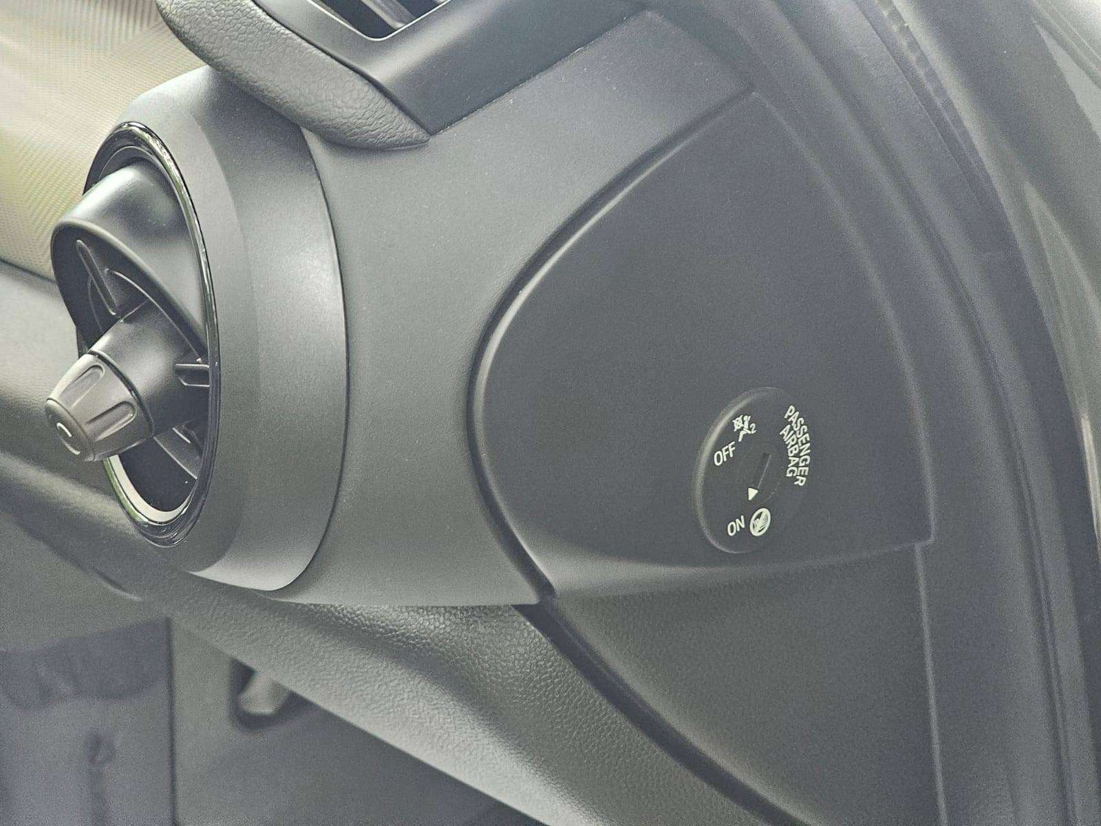 Mini John Cooper Works Cabrio 2024 photo 5
