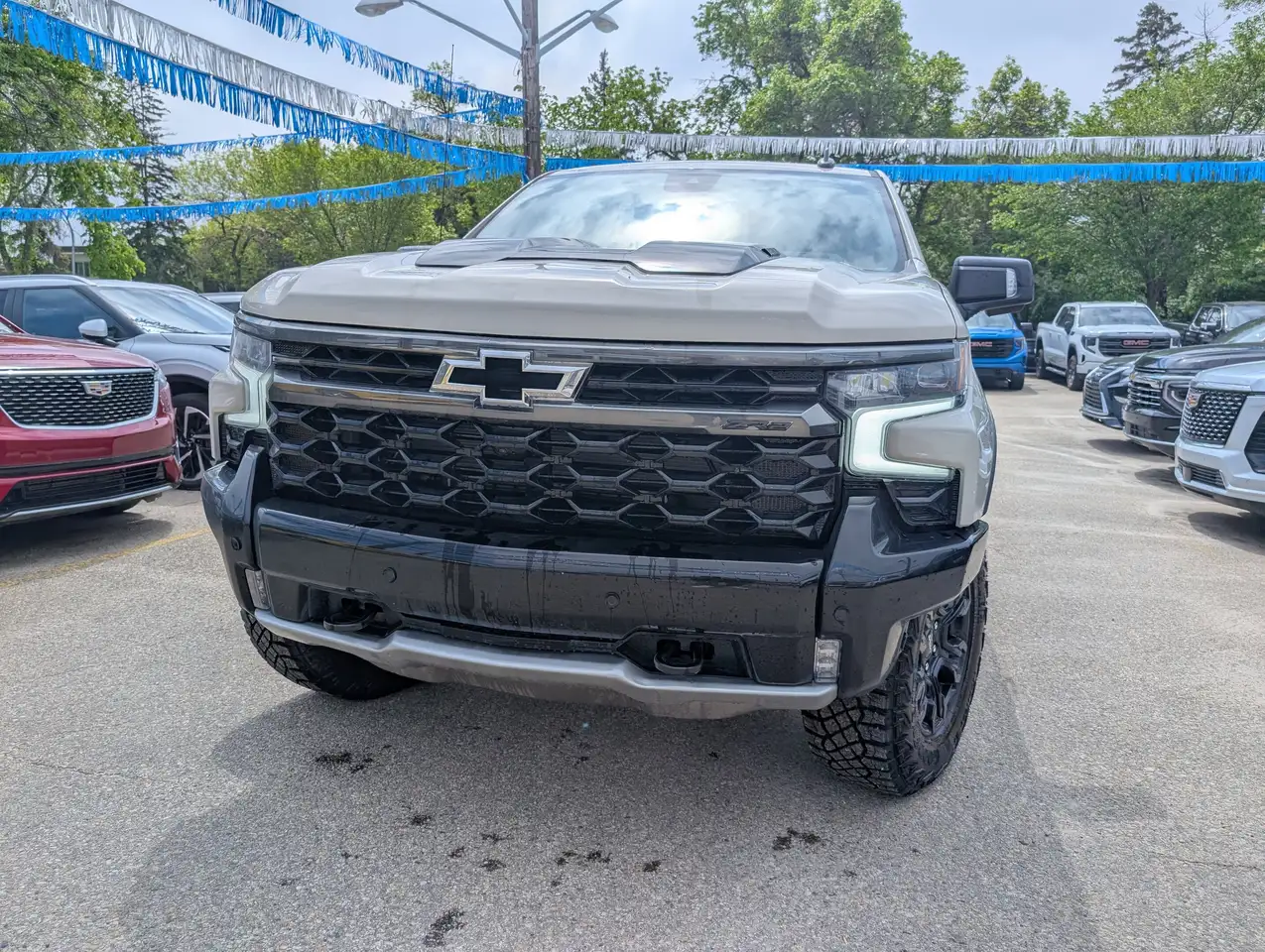 Chevrolet Silverado 1500 снимка Chevrolet Silverado 1500