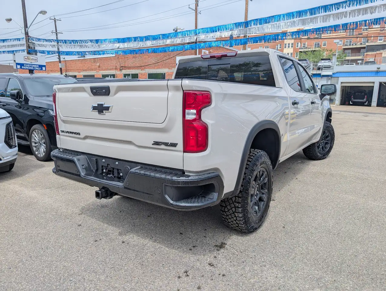 Chevrolet Silverado 1500 снимка Chevrolet Silverado 1500