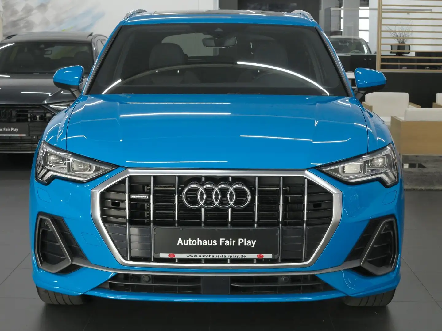 Audi Q3 40 TFSI quattro S line MATRIX/PANO/B&O/U-FREI Blau - 2