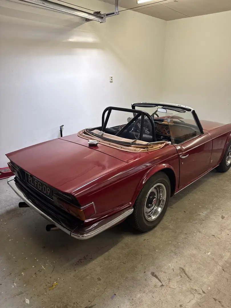 Triumph TR6 PI Rot - 2