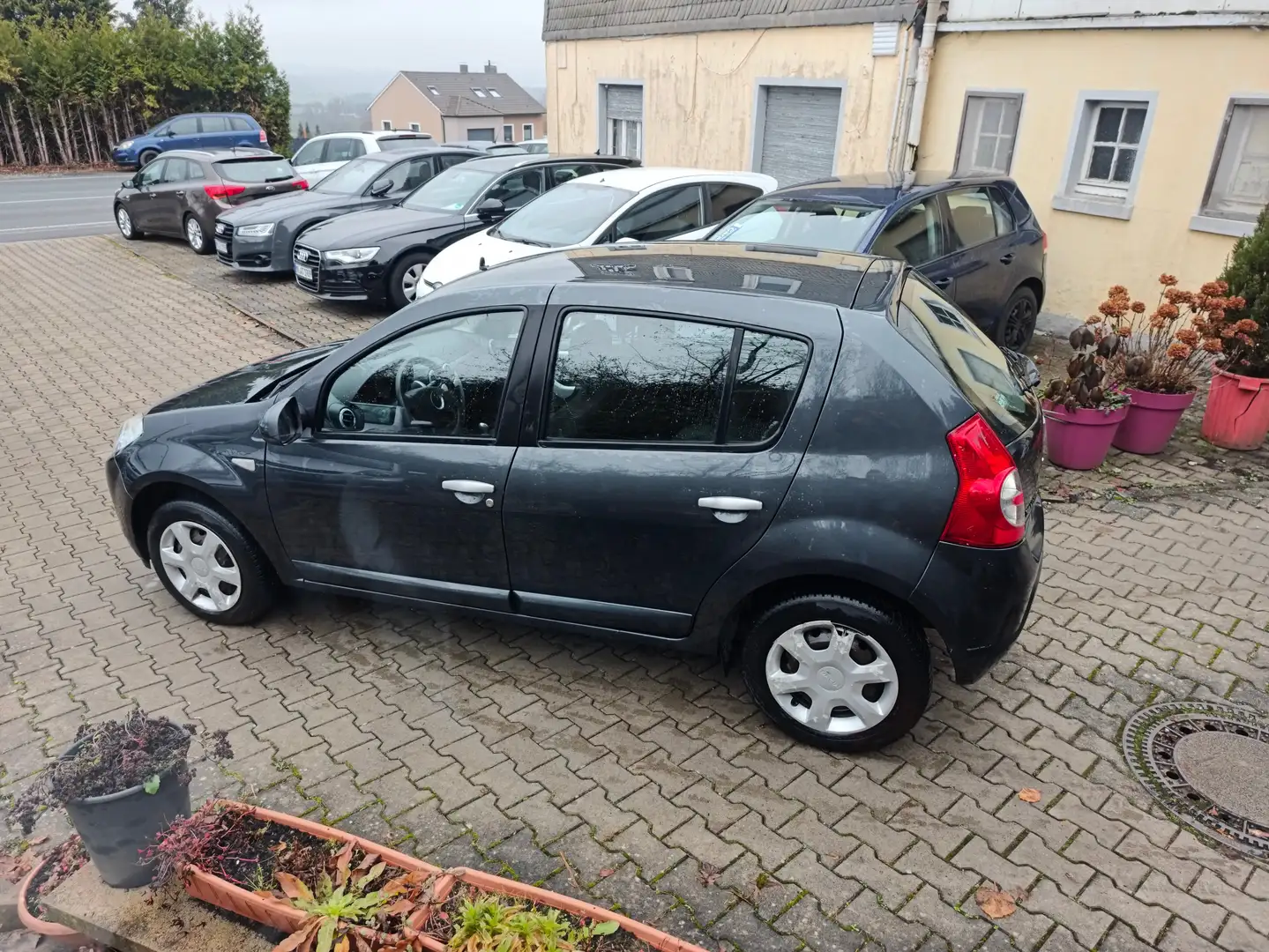 Dacia Sandero Laureate/Klima/Elektro Paket/Voll Lackierung/2.Han Gris - 2