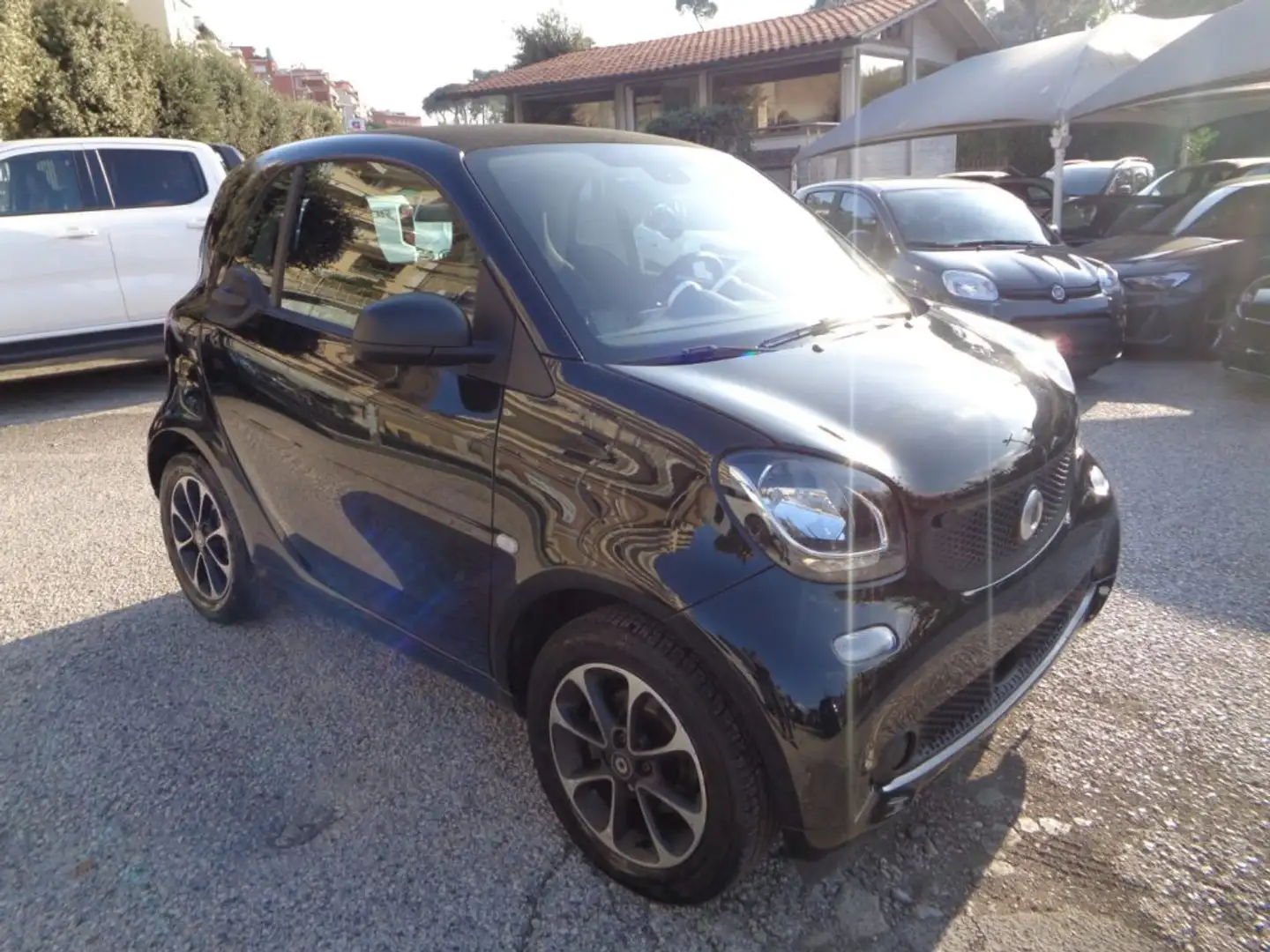 smart forTwo 1000 PASSION 52KW AUTOMATICA PDC SEDILIRISC ITALIA Noir - 1