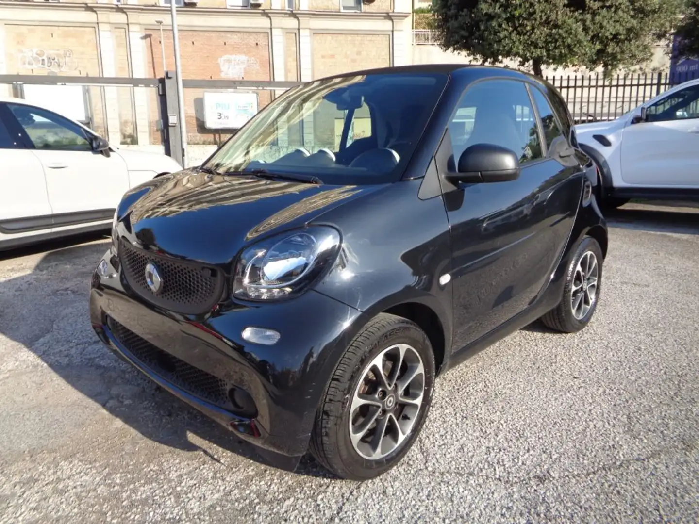 smart forTwo 1000 PASSION 52KW AUTOMATICA PDC SEDILIRISC ITALIA Noir - 2