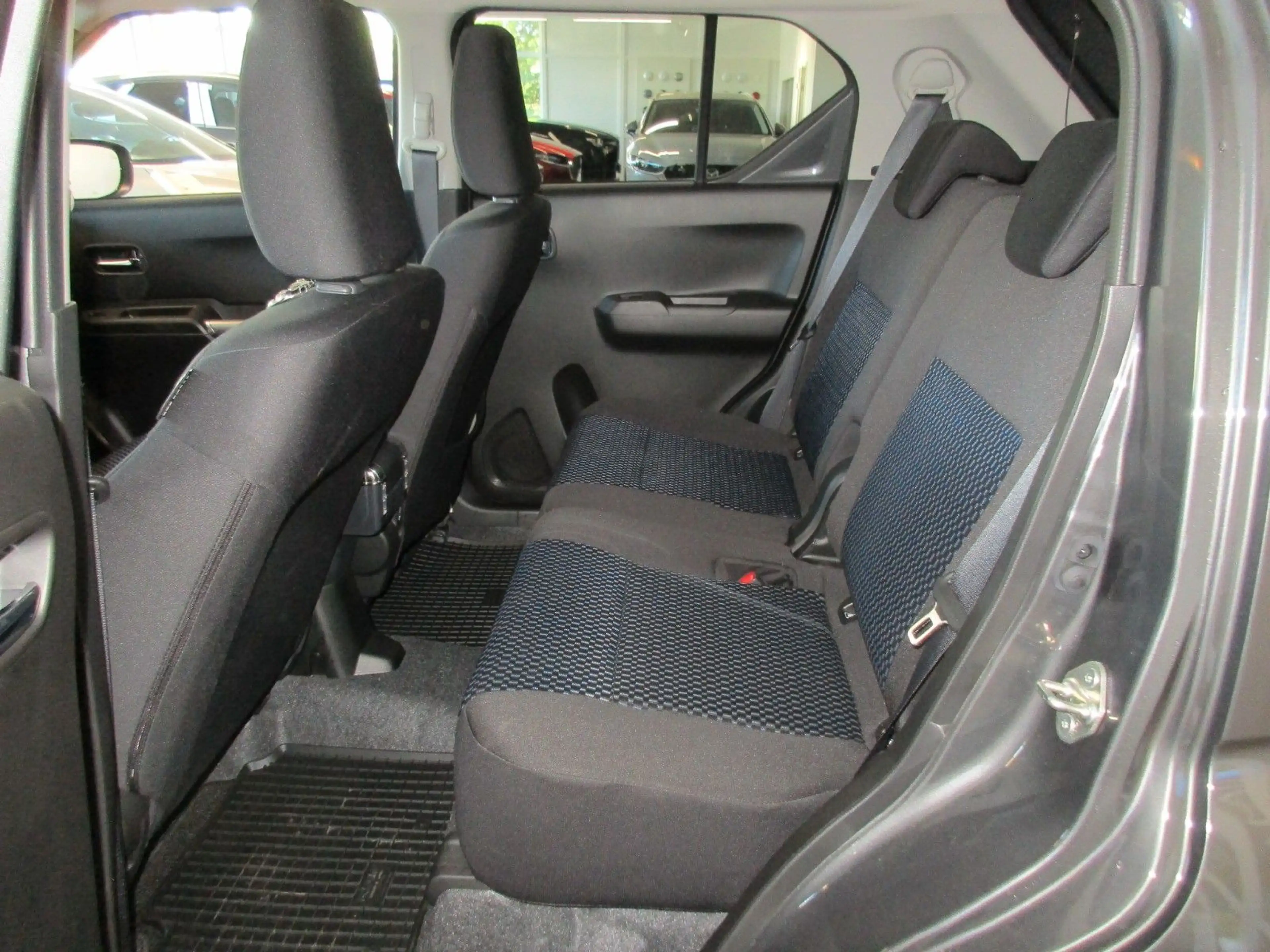 Suzuki Ignis Comfort+ 4x4 — photo 11