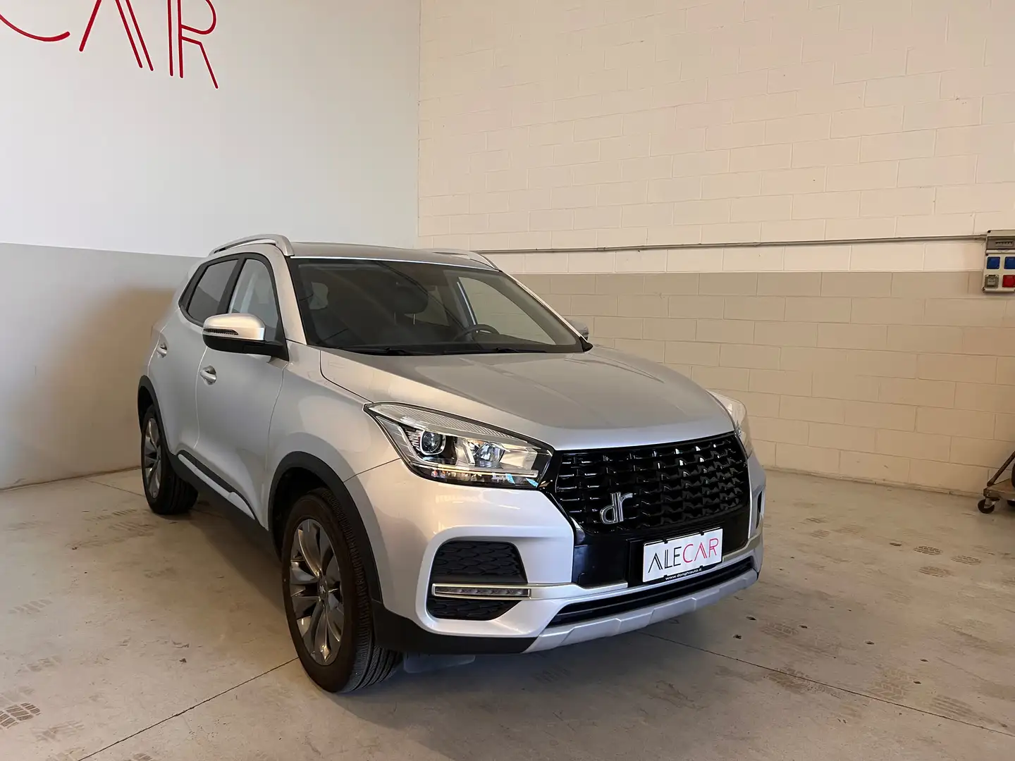 DR Automobiles DR4 DR 4.0 4.0 1.5 Gpl 114cv Argent - 2