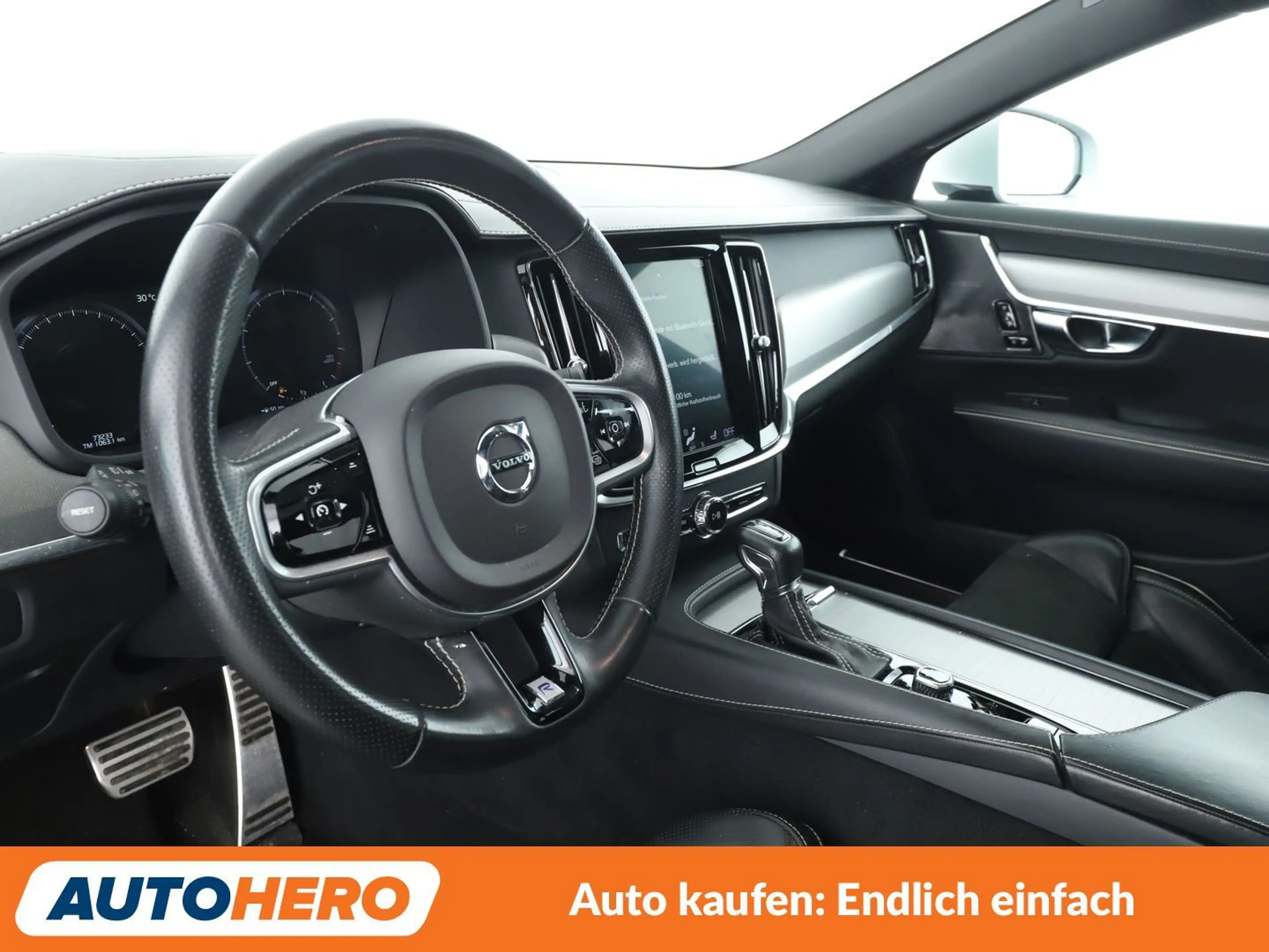 Volvo V90 2.0 T4 R-Design Aut.*NAVI*TEMPO*CAM*PDC*ALU* — photo 11