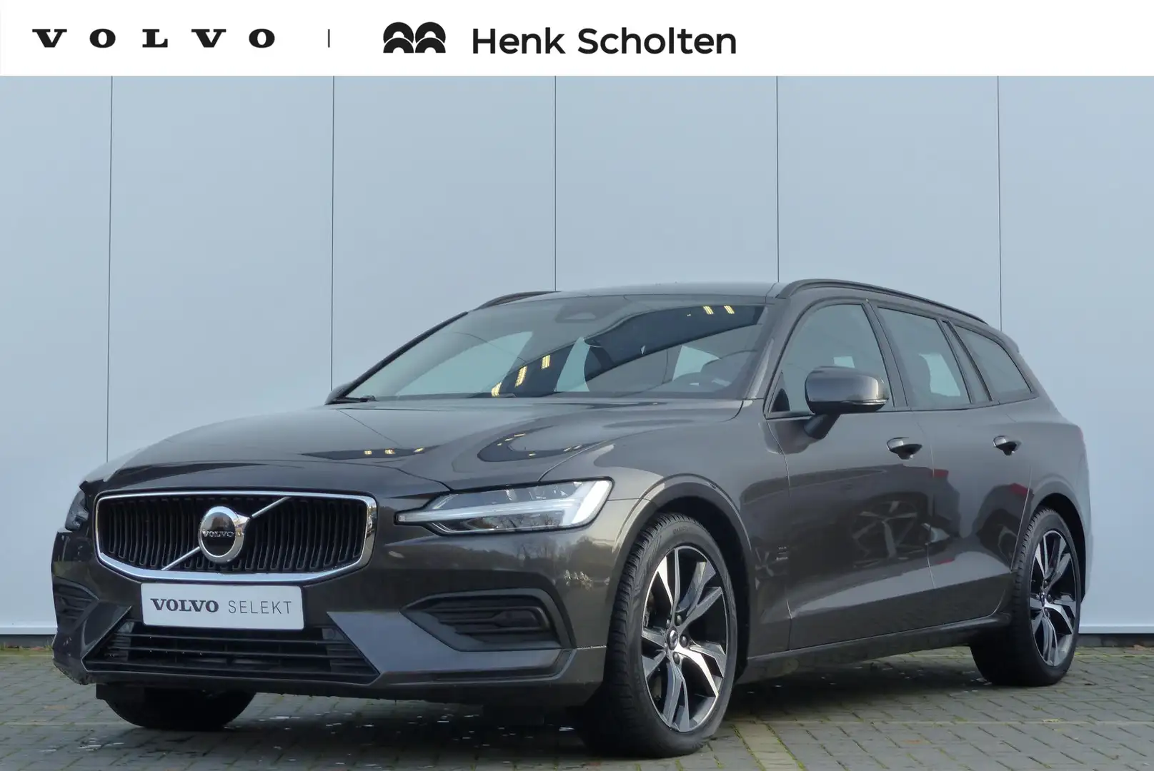 Volvo V60 B3 163PK AUT7 Essential | Stoel&Stuurverwarming | Grijs - 1