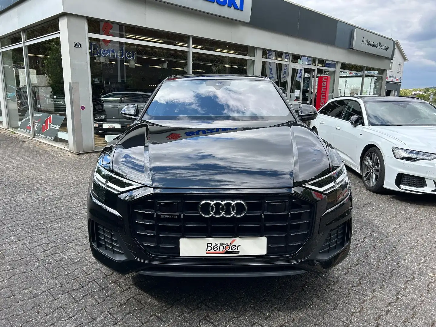 Audi Q8 50 TDI B+O 22Zoll Kam SERVICE - ALLWETTER NEU Schwarz - 2