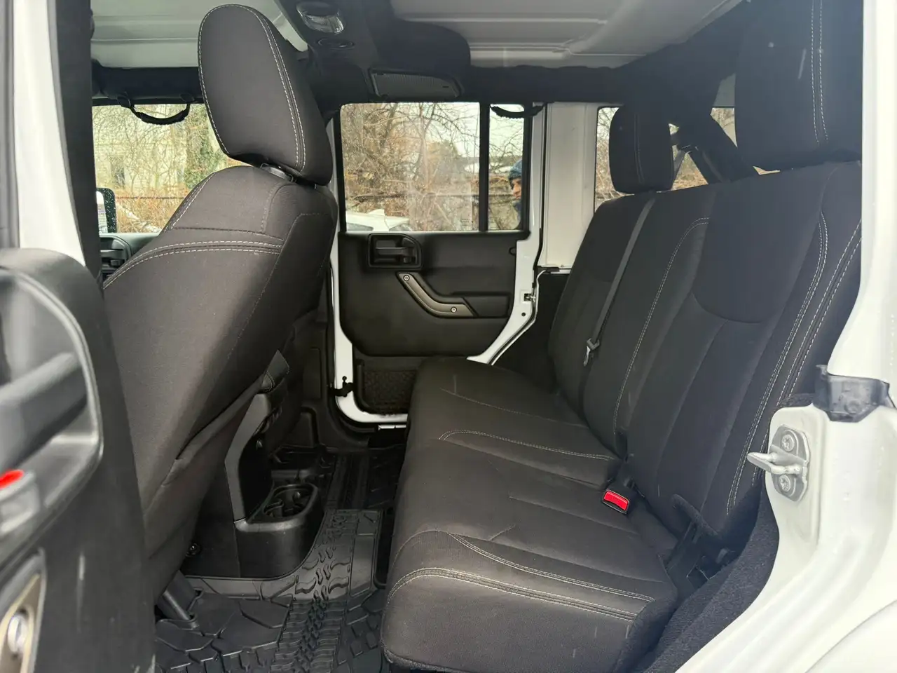 Jeep Wrangler снимка Jeep Wrangler