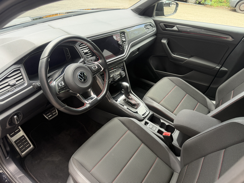 Volkswagen T-Roc R-Line LED VirtualCockpit Kamera Ambiente — photo 12