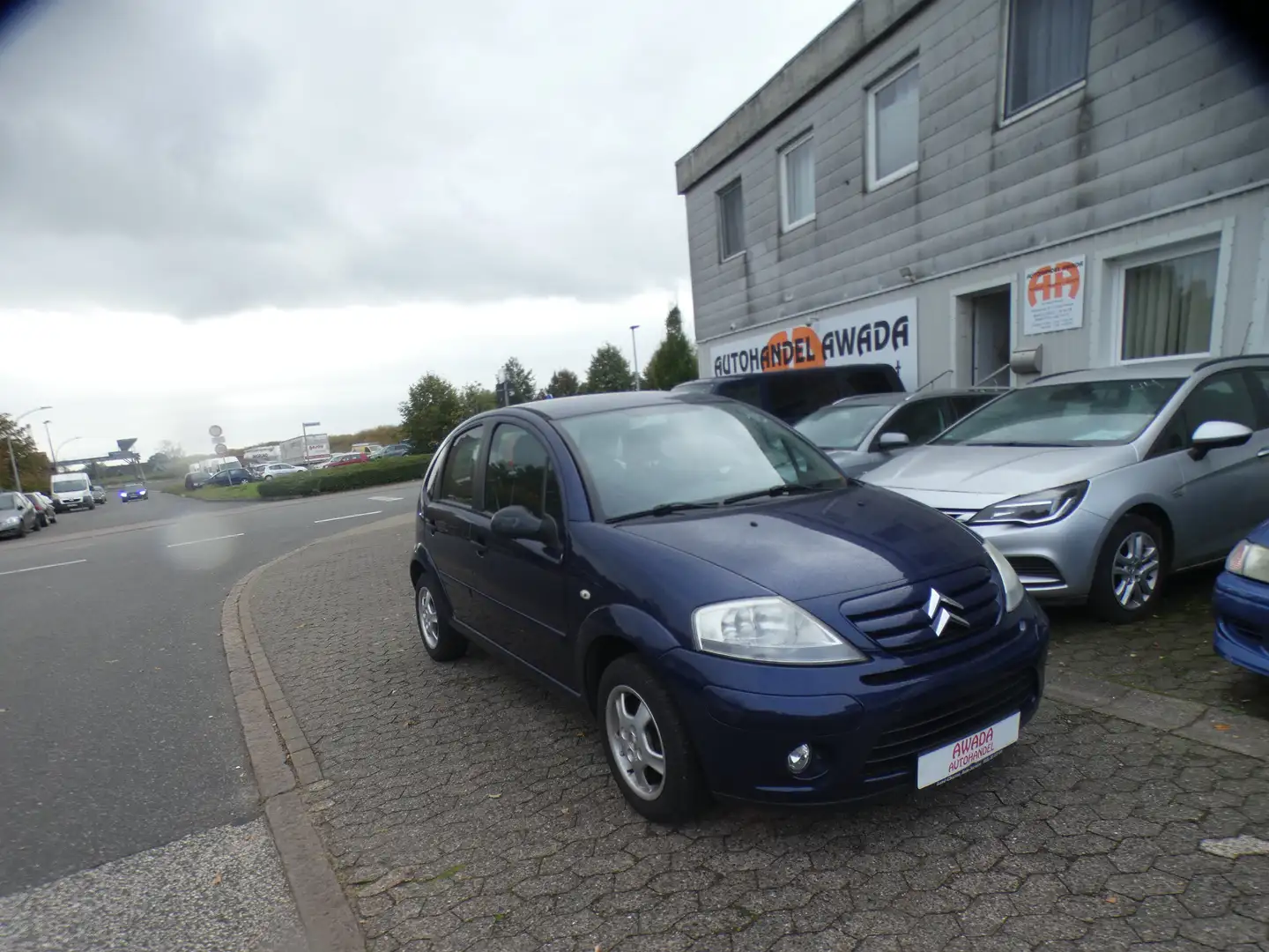 Citroen C3 1.4 Confort Blau - 1