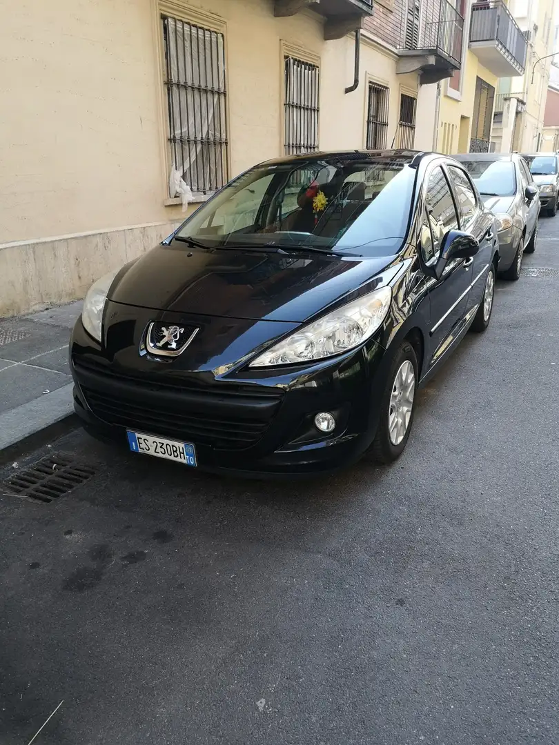 Peugeot 207 5p 1.4 8v Plus eco-Gpl 75cv - 1