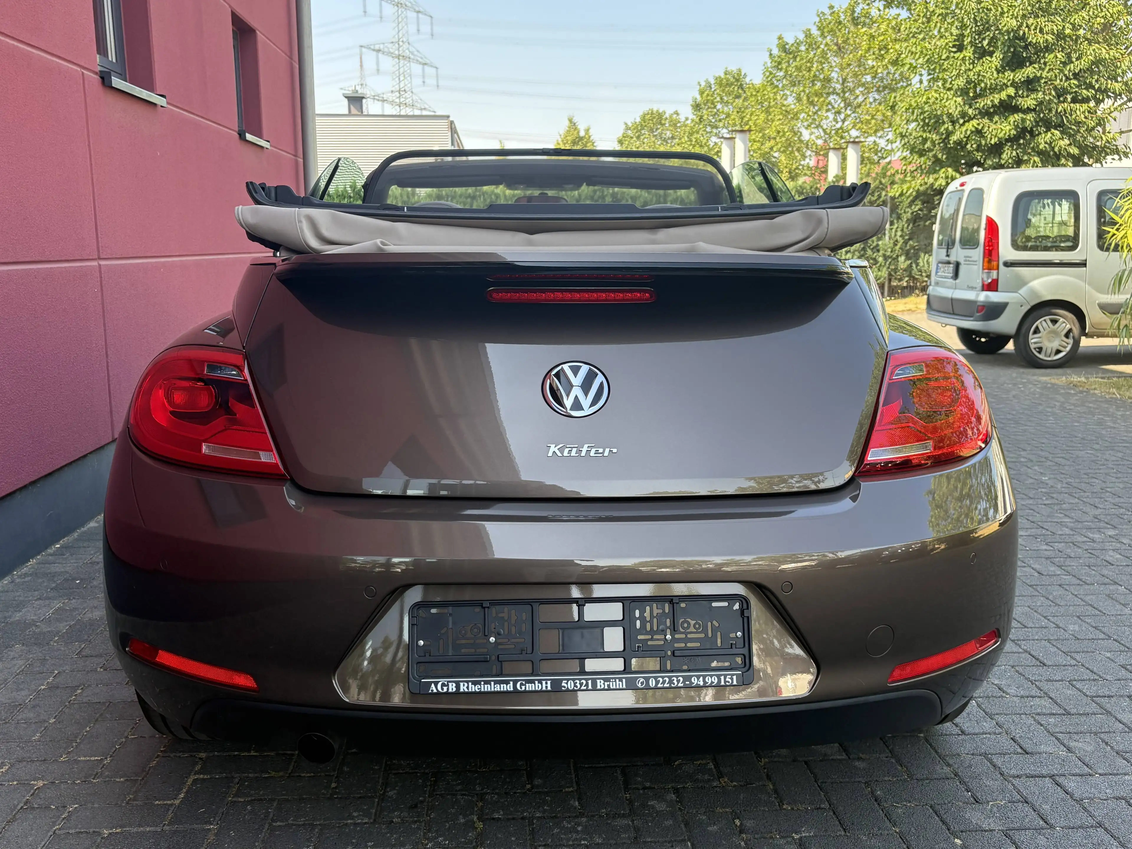 Volkswagen Beetle CABRIO 1.2 TSI BMT EDITION DESIGN 105PS TOFFEEBRAUN ALU18" GARANTIE — photo 8