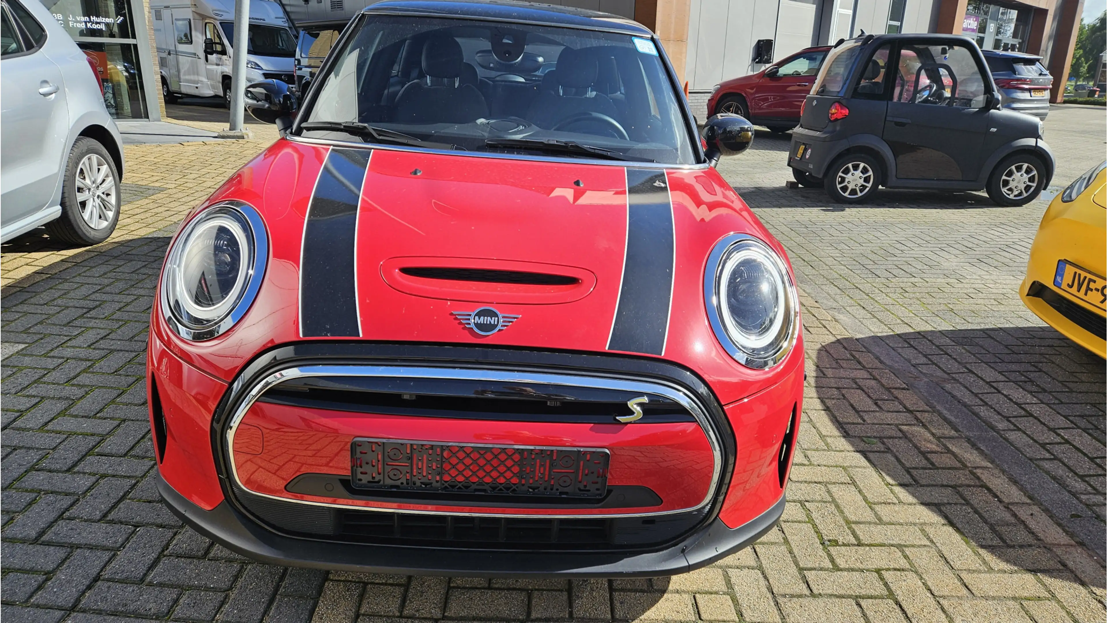 MINI Cooper SE Electric Chilli Red Edition 33 kWh Panoramadak — photo 6