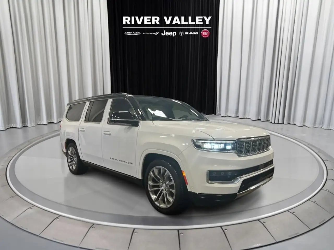 2023 Jeep Grand Wagoneer