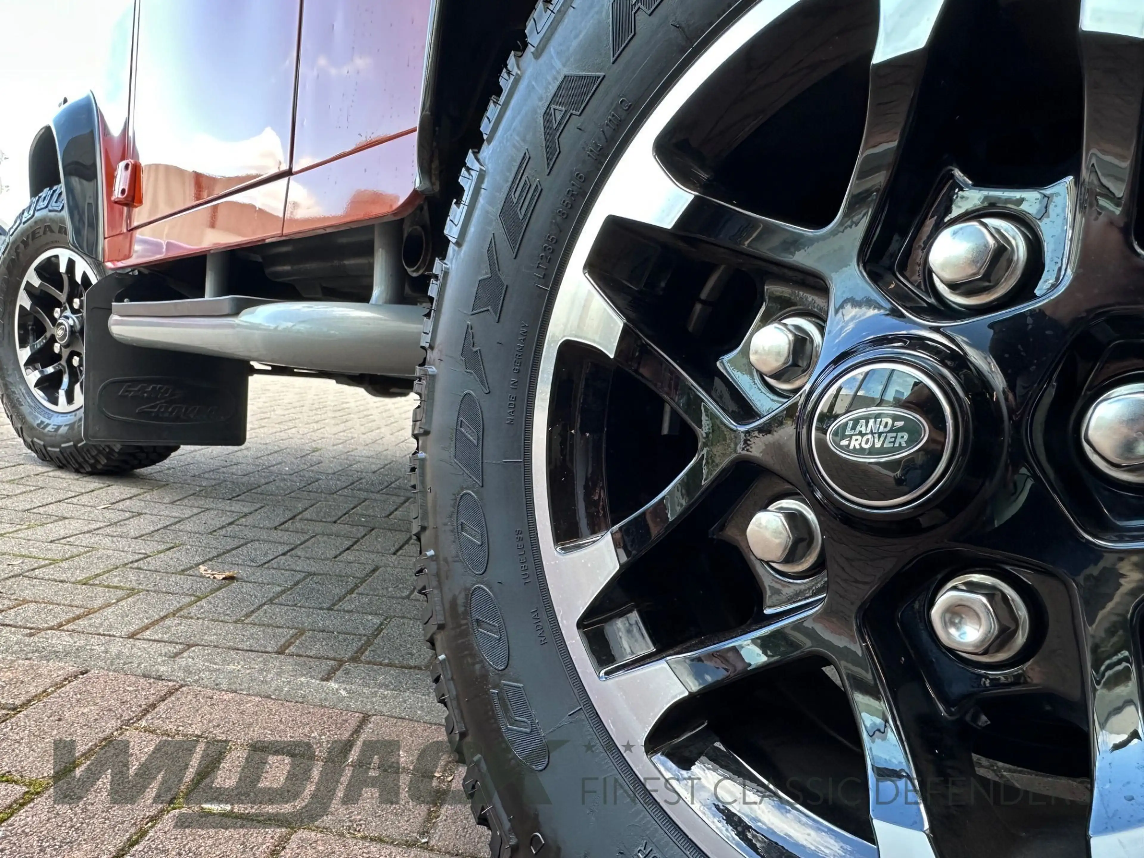 Land Rover Defender 90 TD4 ADVENTURE *Limited Edition* — photo 10