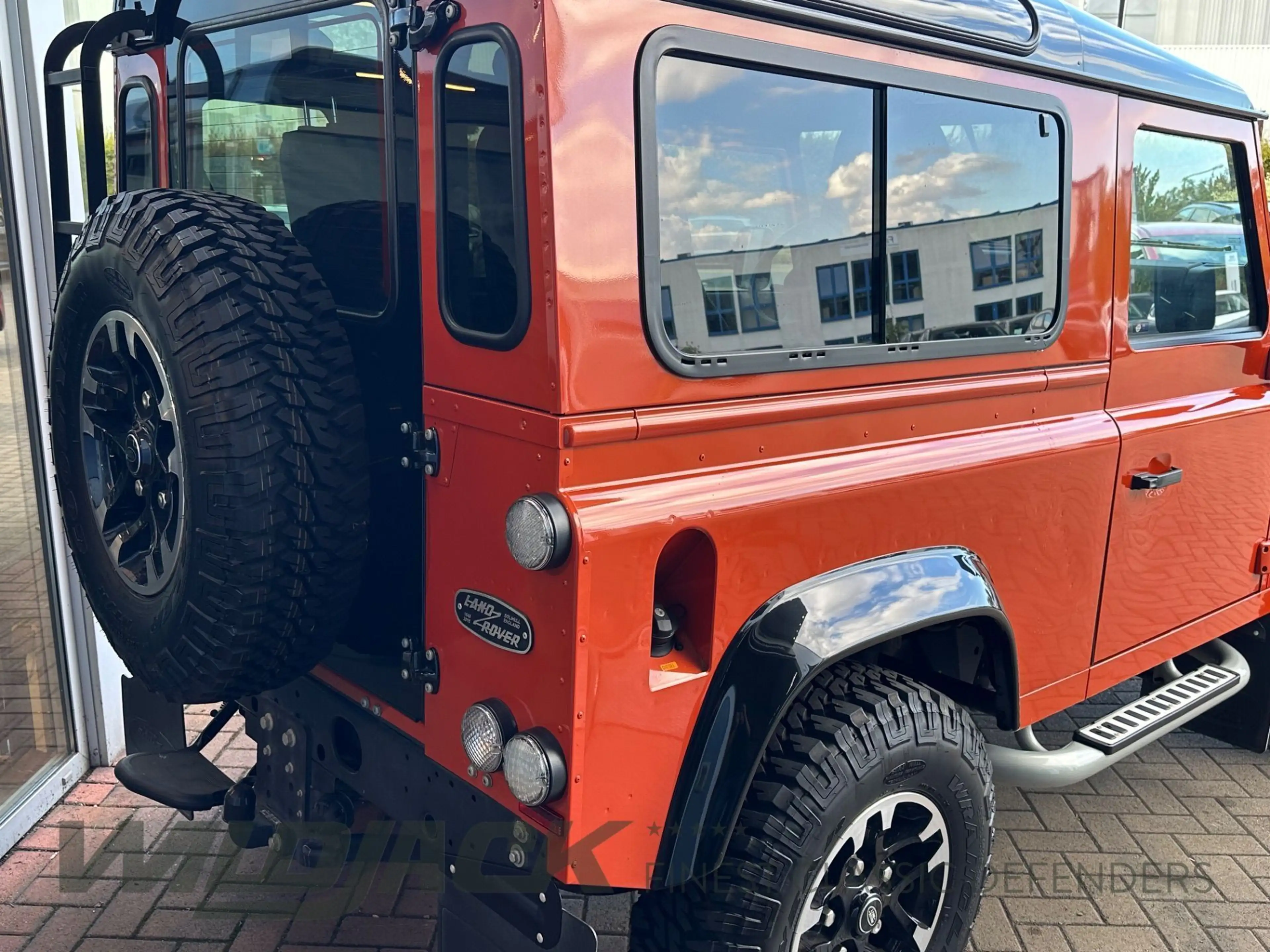 Land Rover Defender 90 TD4 ADVENTURE *Limited Edition* — photo 6