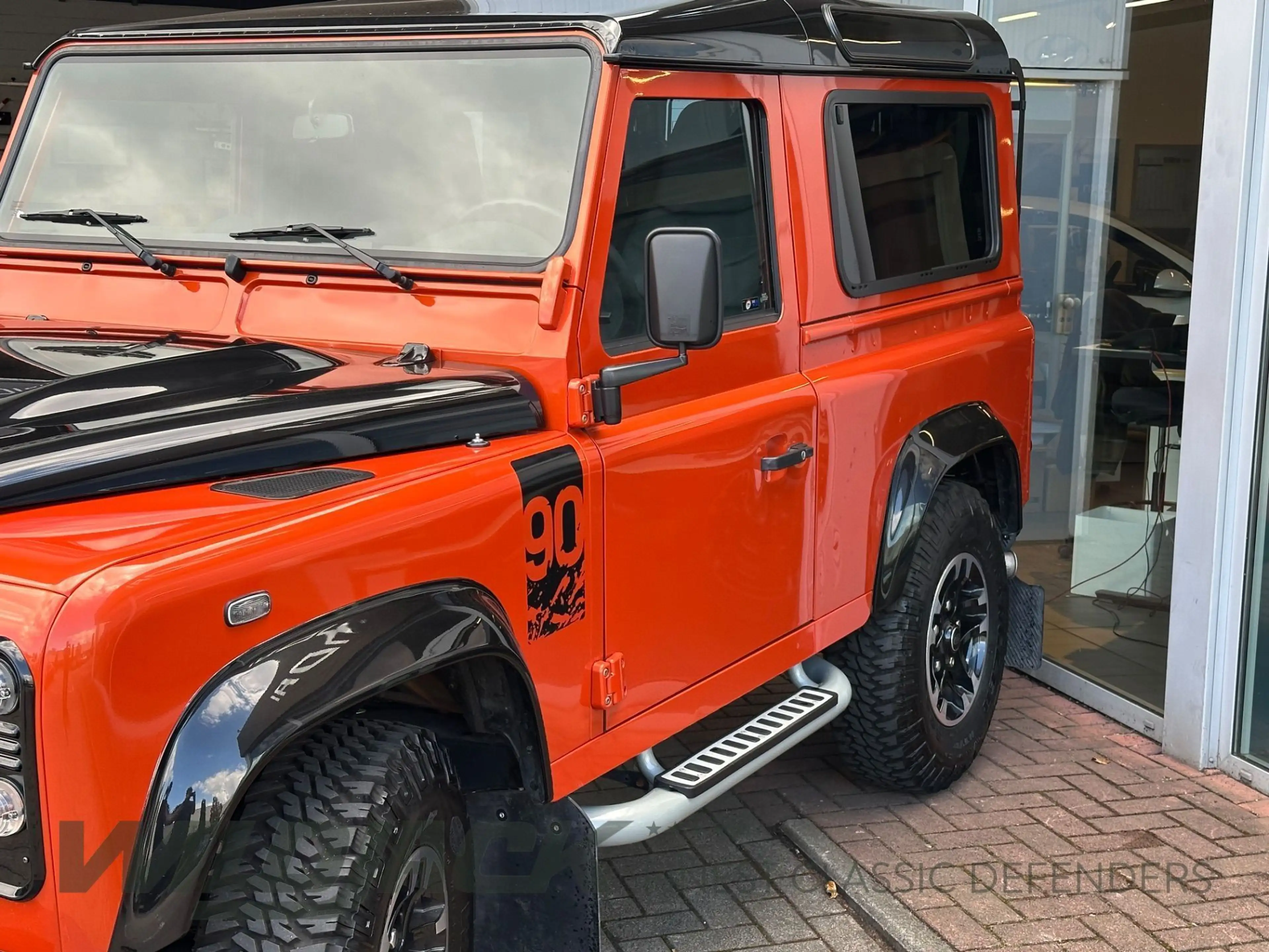Land Rover Defender 90 TD4 ADVENTURE *Limited Edition* — photo 8