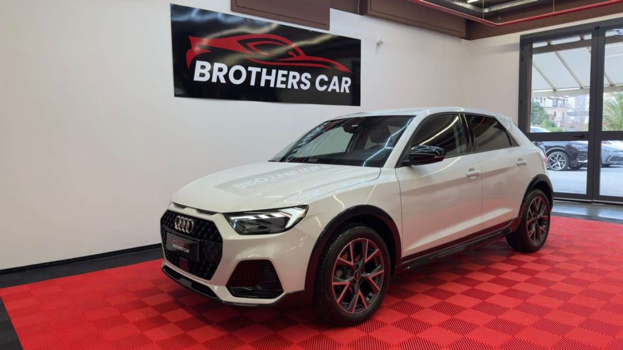 Audi A1 allstreet S tronic full led