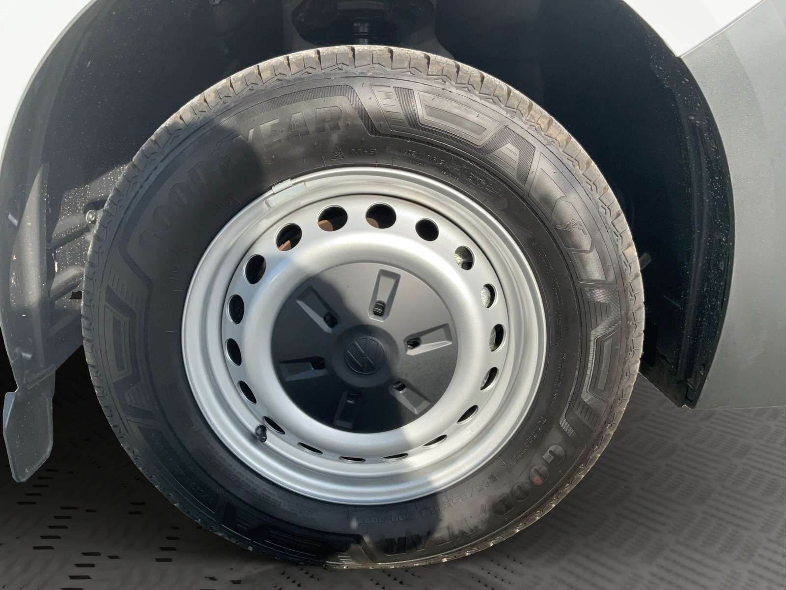 Volkswagen E-Transporter 2026 photo 3