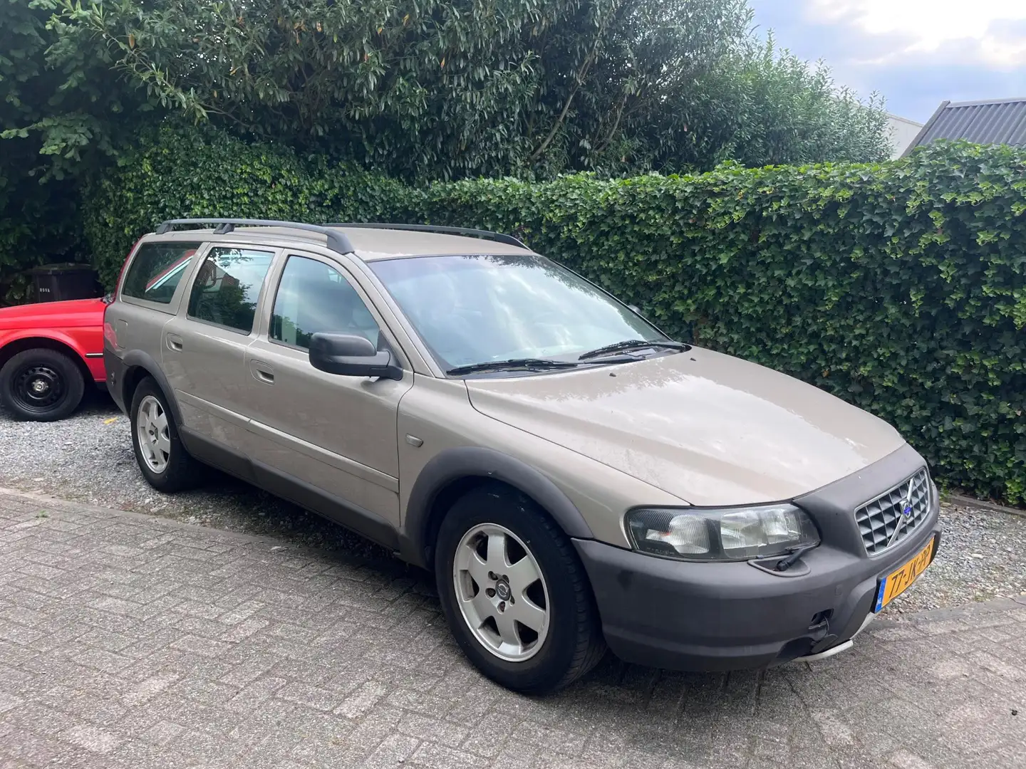 Volvo V70 Cross Country 2.4 T Geartronic Ocean Race Beige - 1