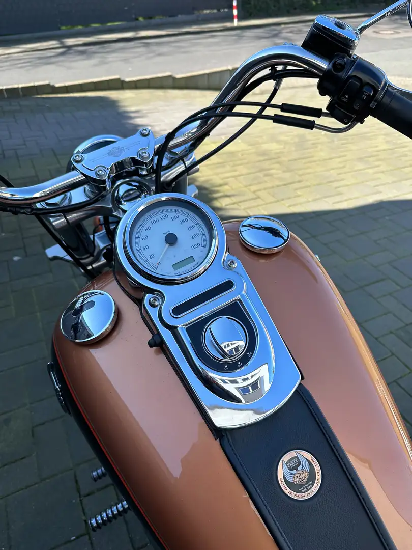 Harley-Davidson Dyna Super Glide Jubiläumsmodell Bronze - 2