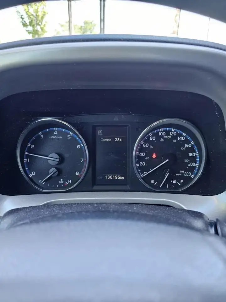 Toyota RAV 4 снимка Toyota RAV 4