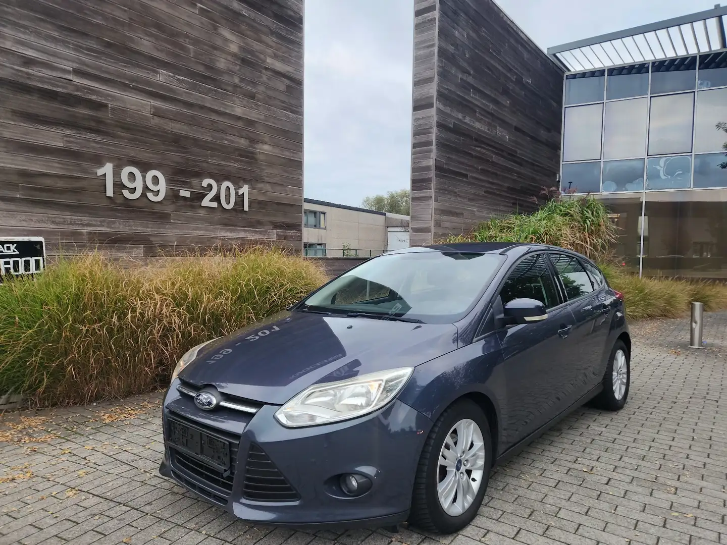 Ford Focus Focus 1.0 / carnet d'entretien Ford! - 2