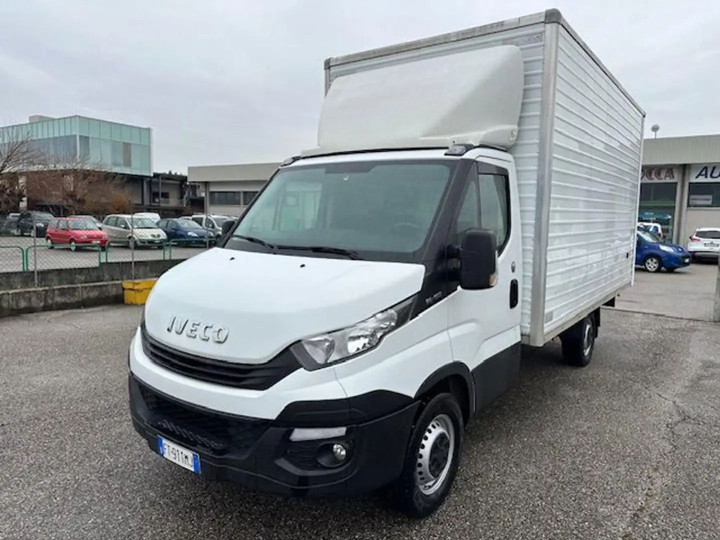 Iveco Daily 35S16S 2.3HPT PM Cabinato EURO 6B Weiß - 1