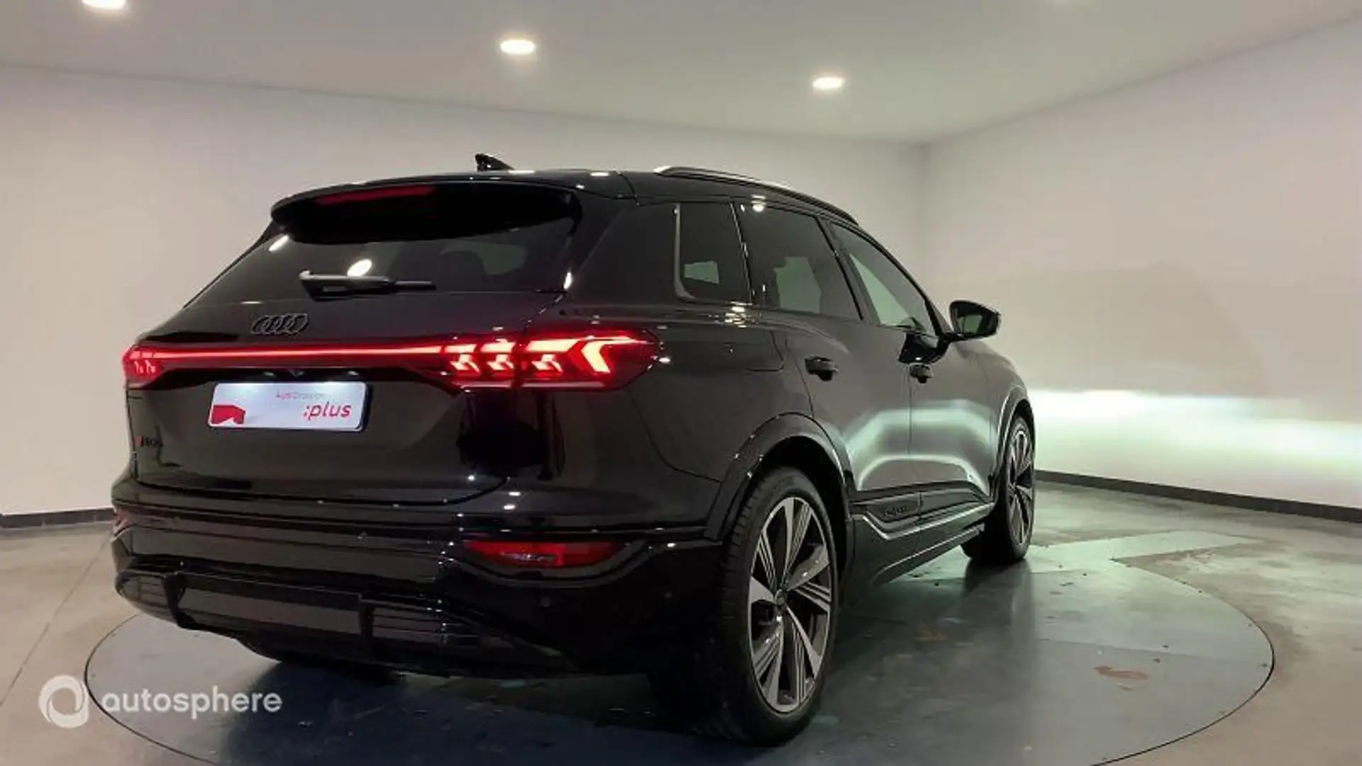 Audi e-tron e-tron 489ch quattro - 2