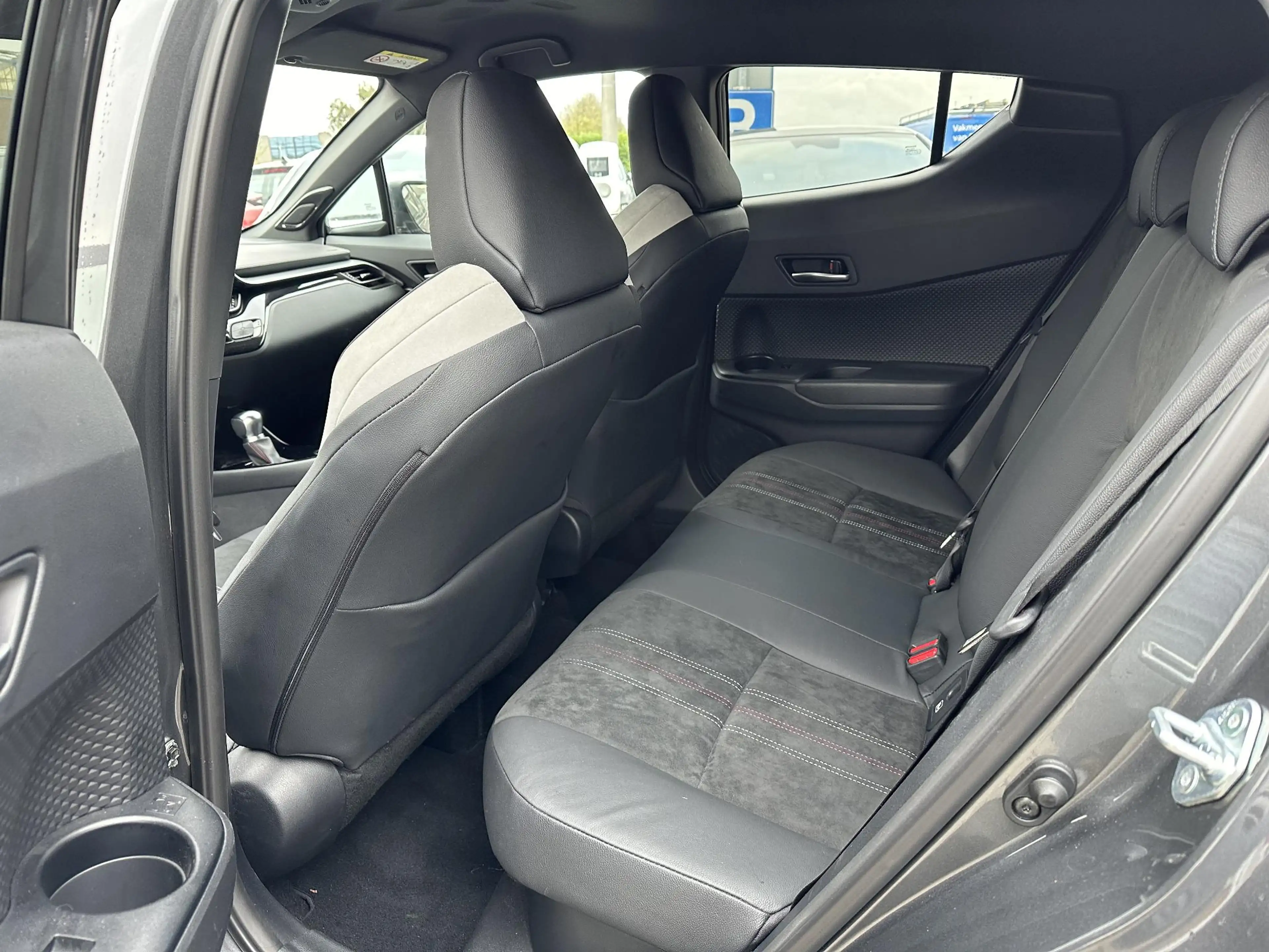 Toyota C-HR 1.8 Hybrid GR-Sport NL Auto, slechts 88000km, bomv — photo 9
