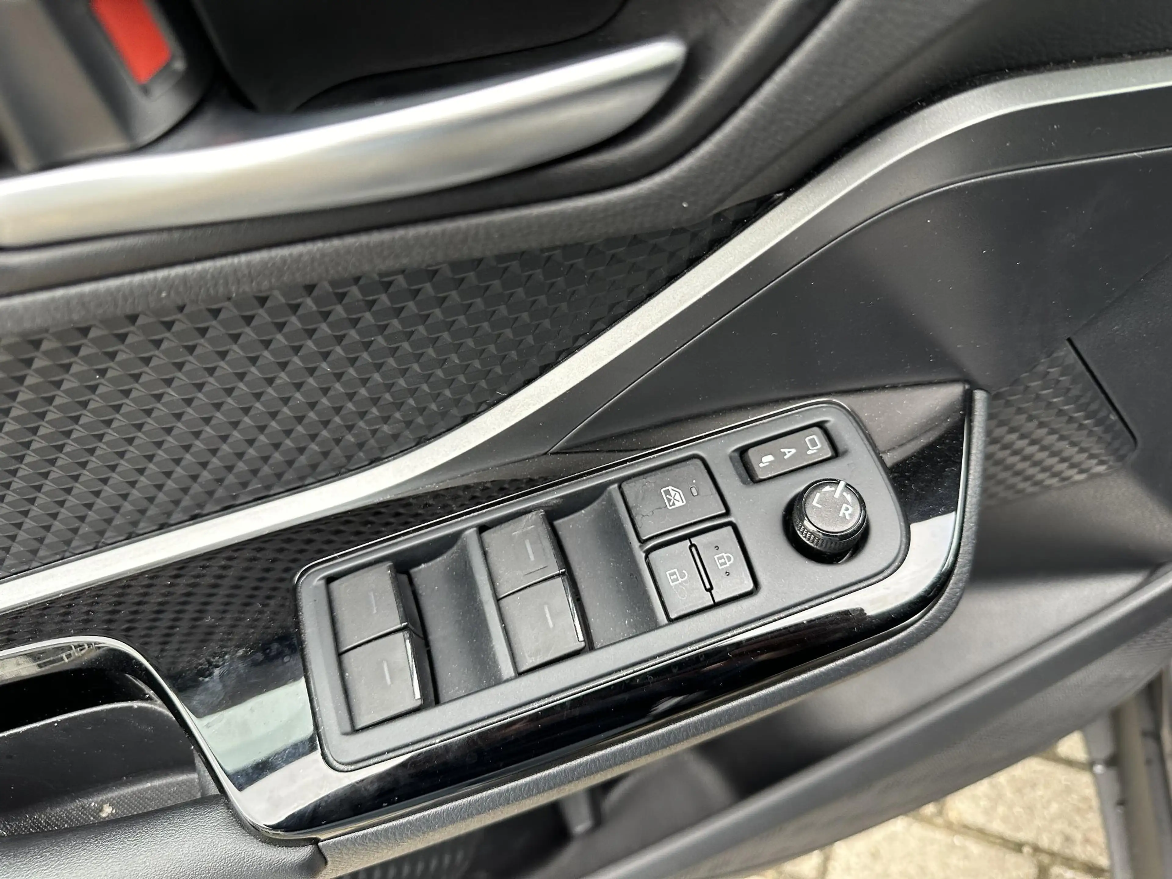 Toyota C-HR 1.8 Hybrid GR-Sport NL Auto, slechts 88000km, bomv — photo 4