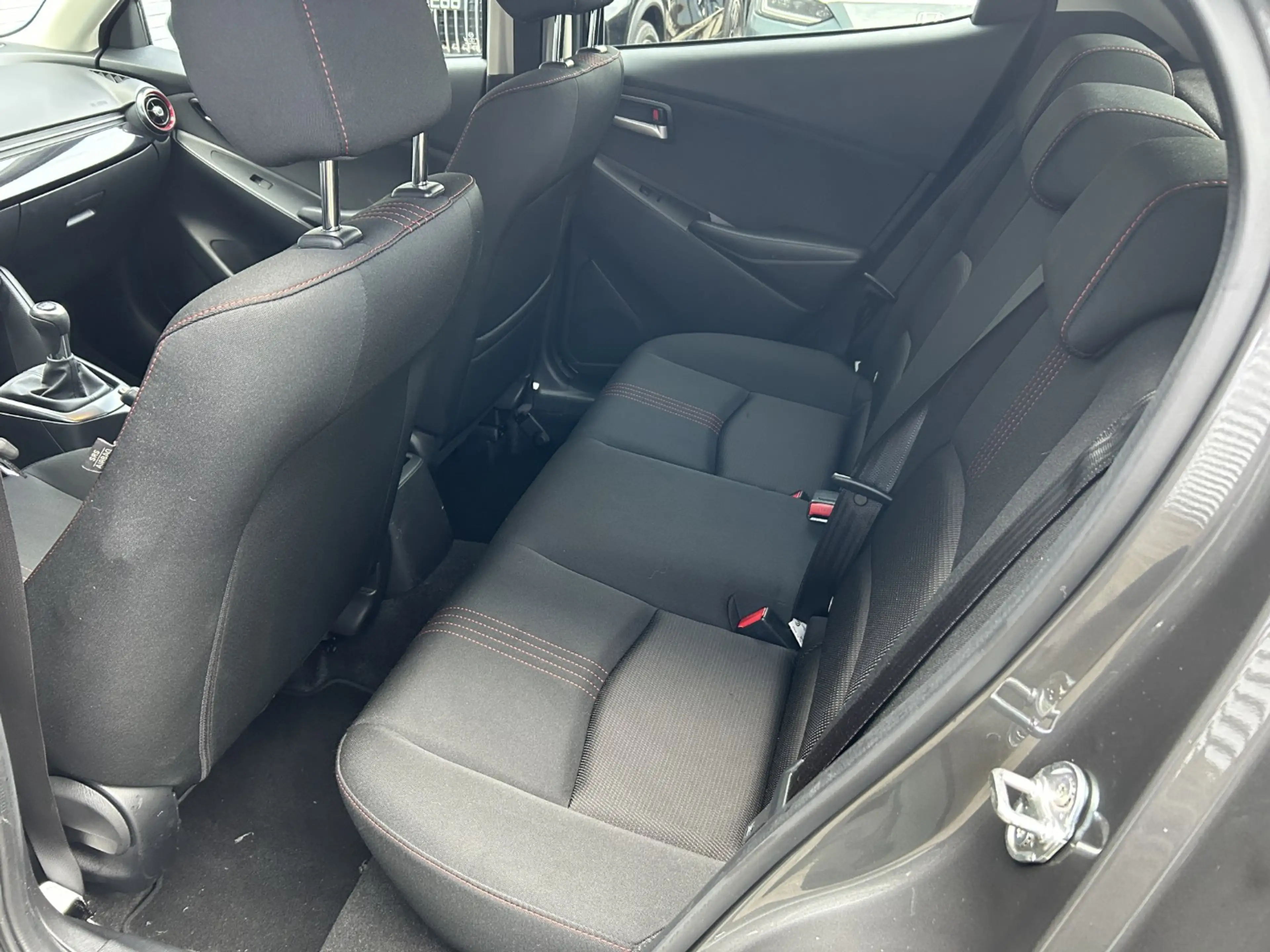 Mazda 2 1.5 SKYACTIV-G 90PK Homura — photo 12