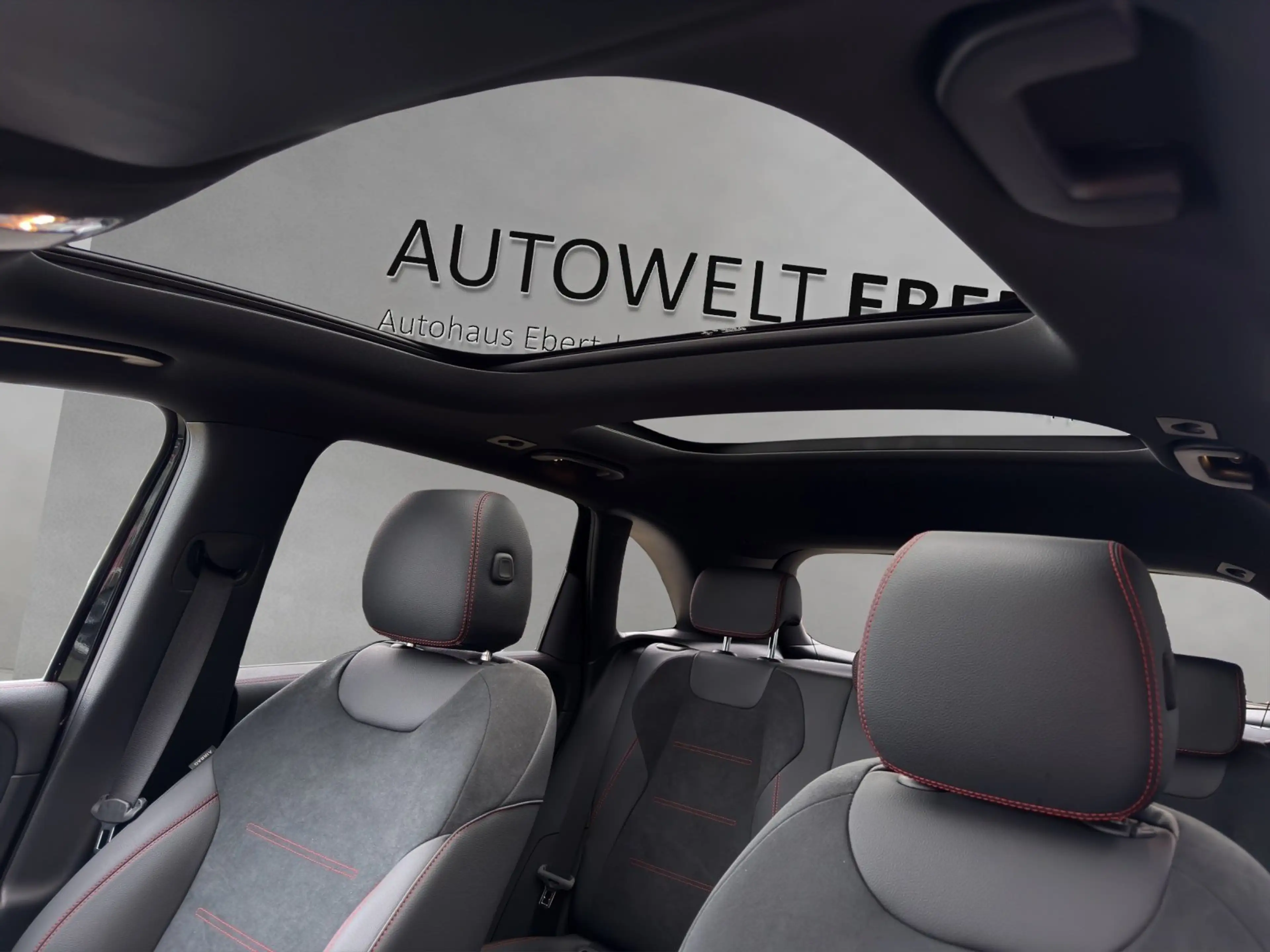 Mercedes-Benz B 220 B220d AMG Prem+ AHK Pano HUD Memo MLED 360°DISTR — photo 14