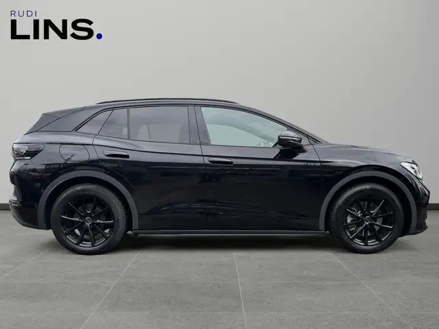 Volkswagen Id.4 view 6
