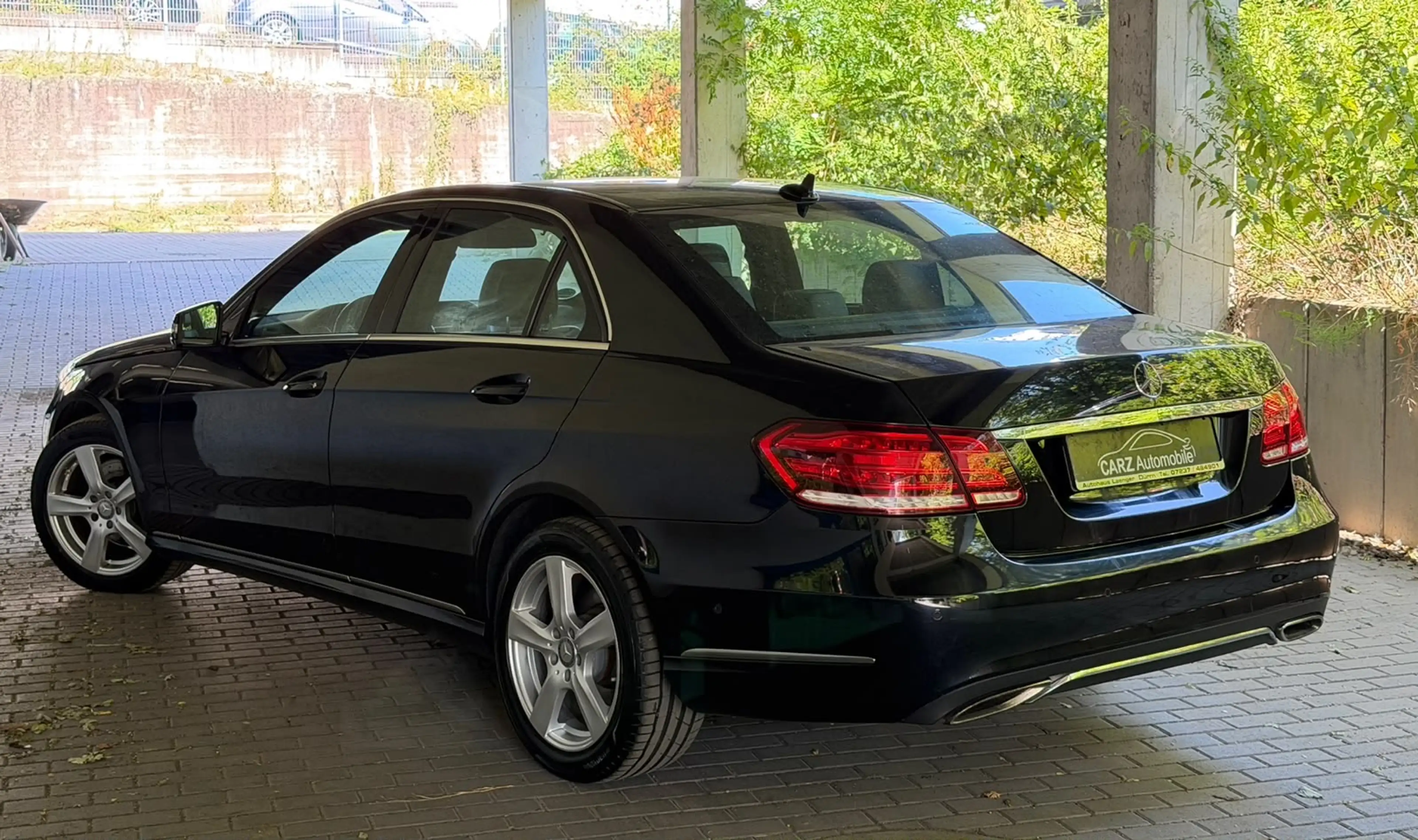 Mercedes-Benz E 200 E 200 CDI BlueEfficiency ** 2. Hand ** Tüv ** — photo 2