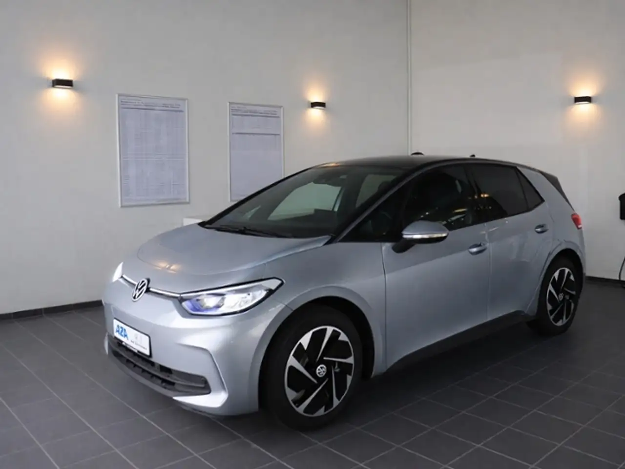 Volkswagen ID.3 Pure 125/52 E1H*NAVI*ACC*LED*APPCONNECT*SIH*EPH* 2
