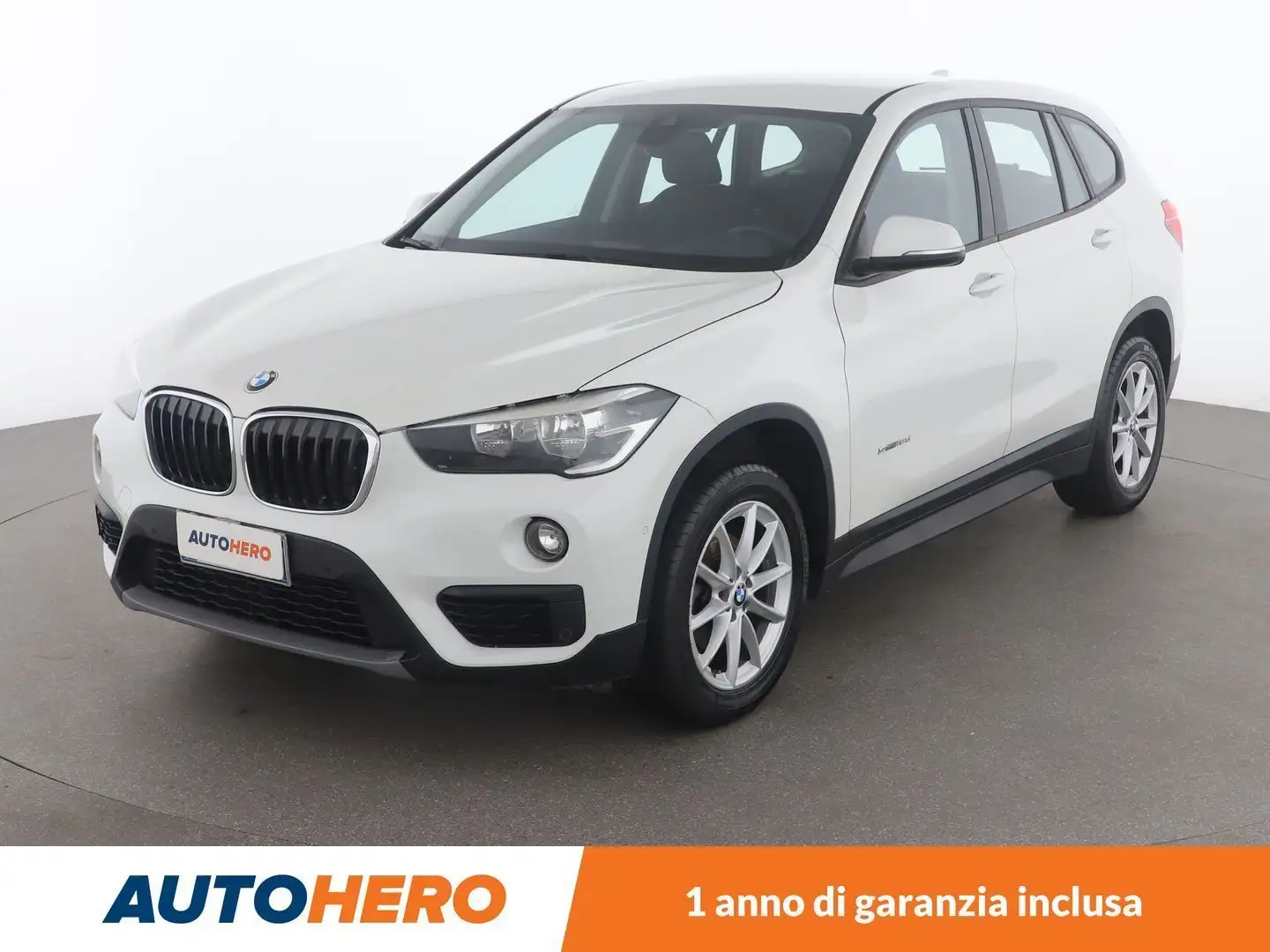 BMW X1 sDrive 16d Bianco - 1