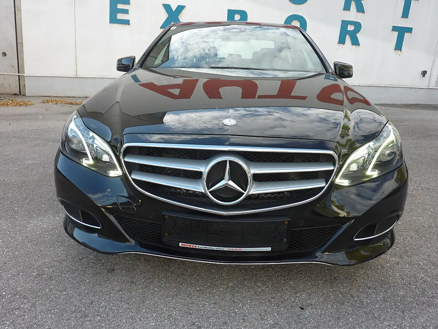 Mercedes-Benz E 250 CDI 4MATIC Avantgarde A-Edition Plus Aut. Schwarz - 2