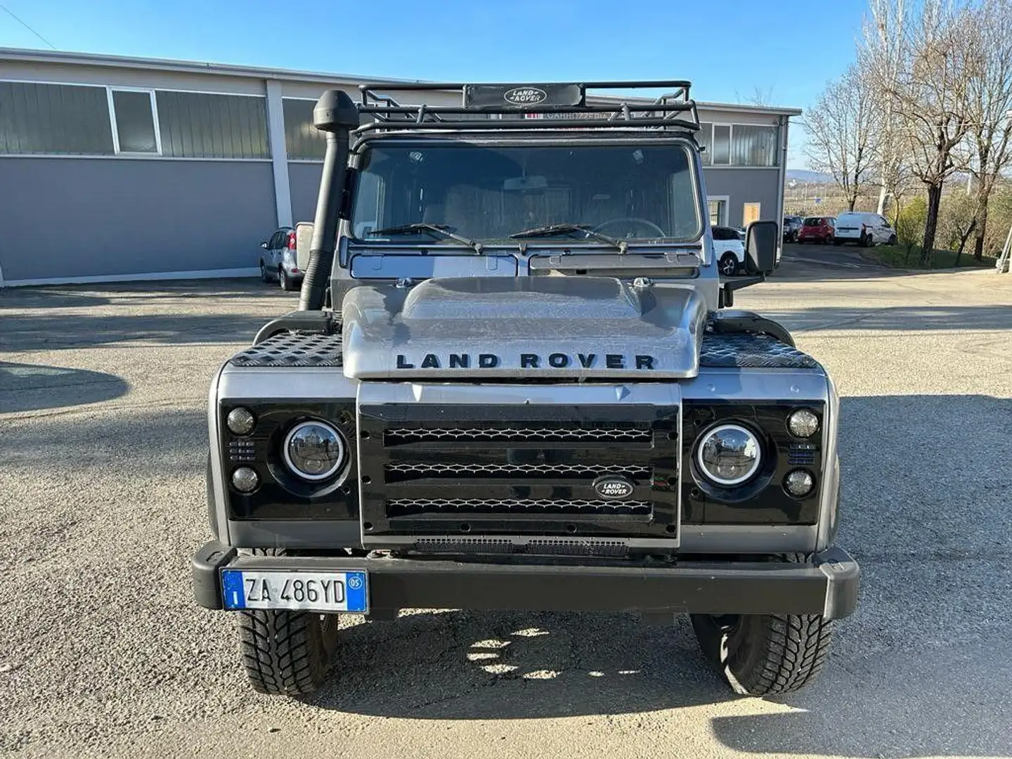 Land Rover Defender 110 2.5 Td5 S.W. SE Gris - 2
