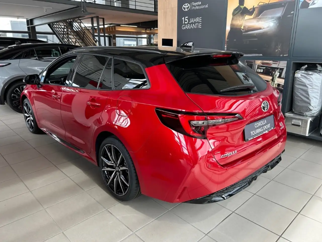Toyota Corolla Hybrid 2,0L Touring Sports GR Sport 4