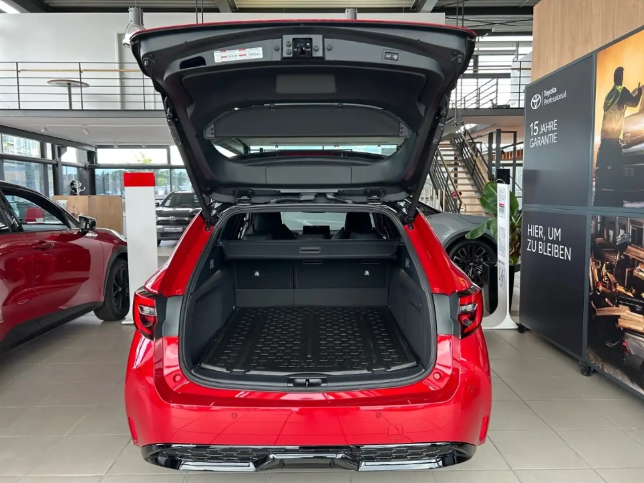 Toyota Corolla Hybrid 2,0L Touring Sports GR Sport 7